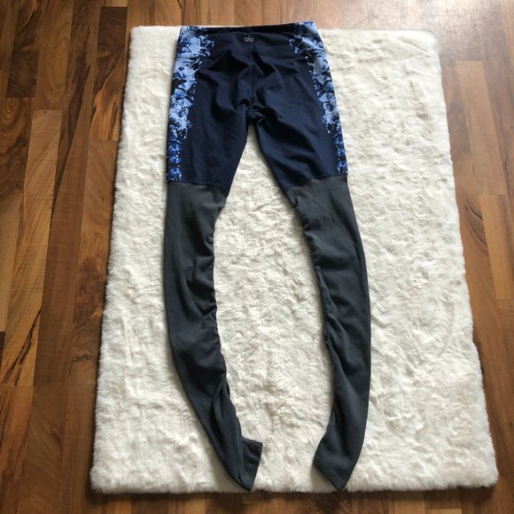 Alo Yoga Goddess Leggings ~Size Small - Picture 2 of 6